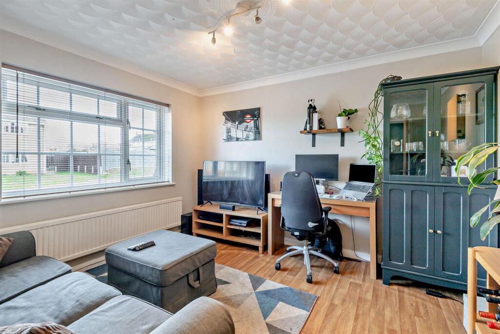 8635204-interior04-8