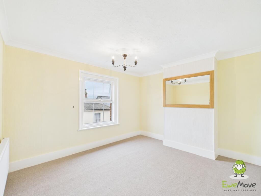 EweMove Basingstoke Estate Agents 78 Winchester Ro