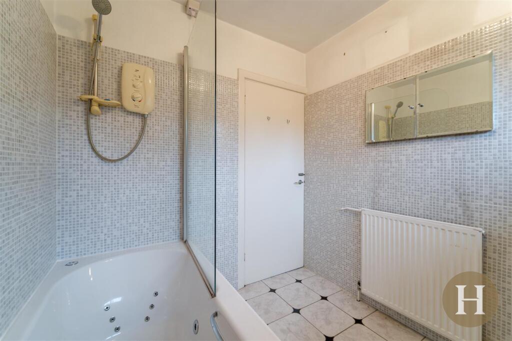 Hadleigh Estate Agents-16.jpg