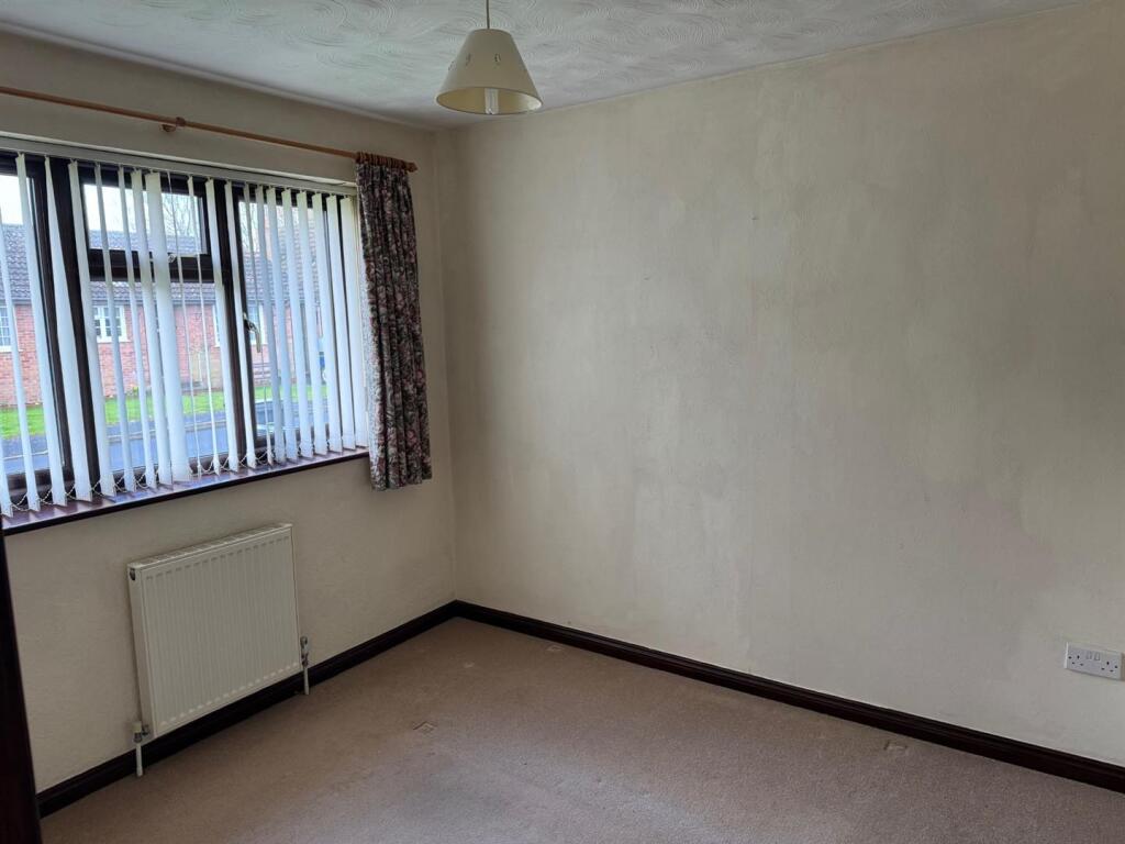 Bedroom;;.jpg