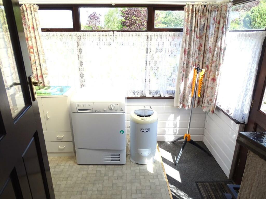 REAR LOBBY