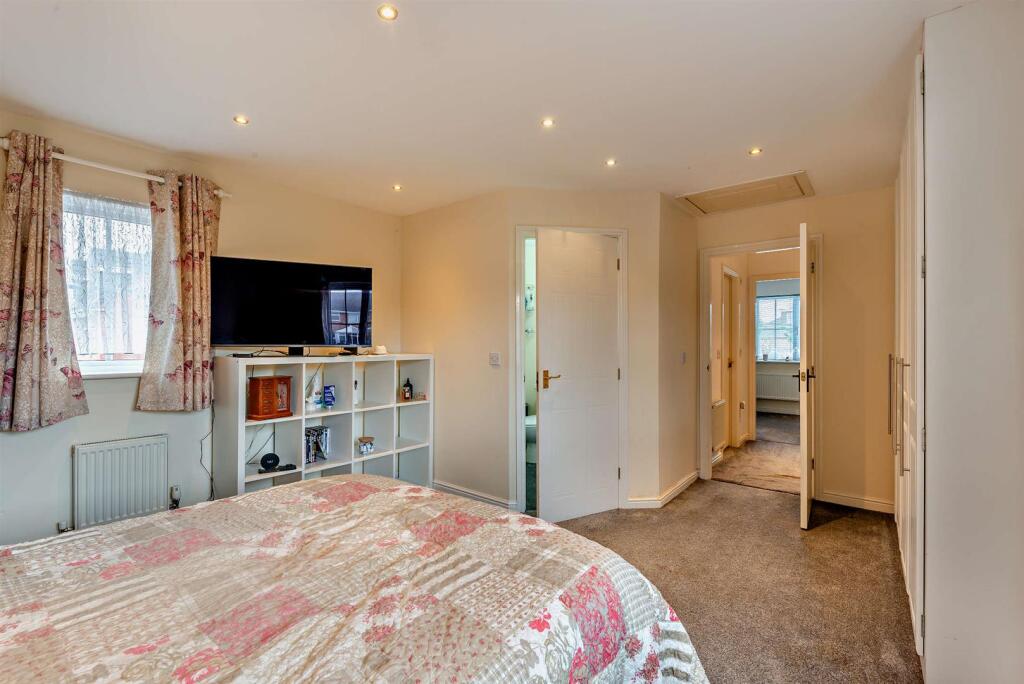 8637583-interior10-800.jpg