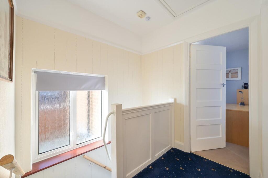 STONELEIGH CRESCENT  (11).jpg