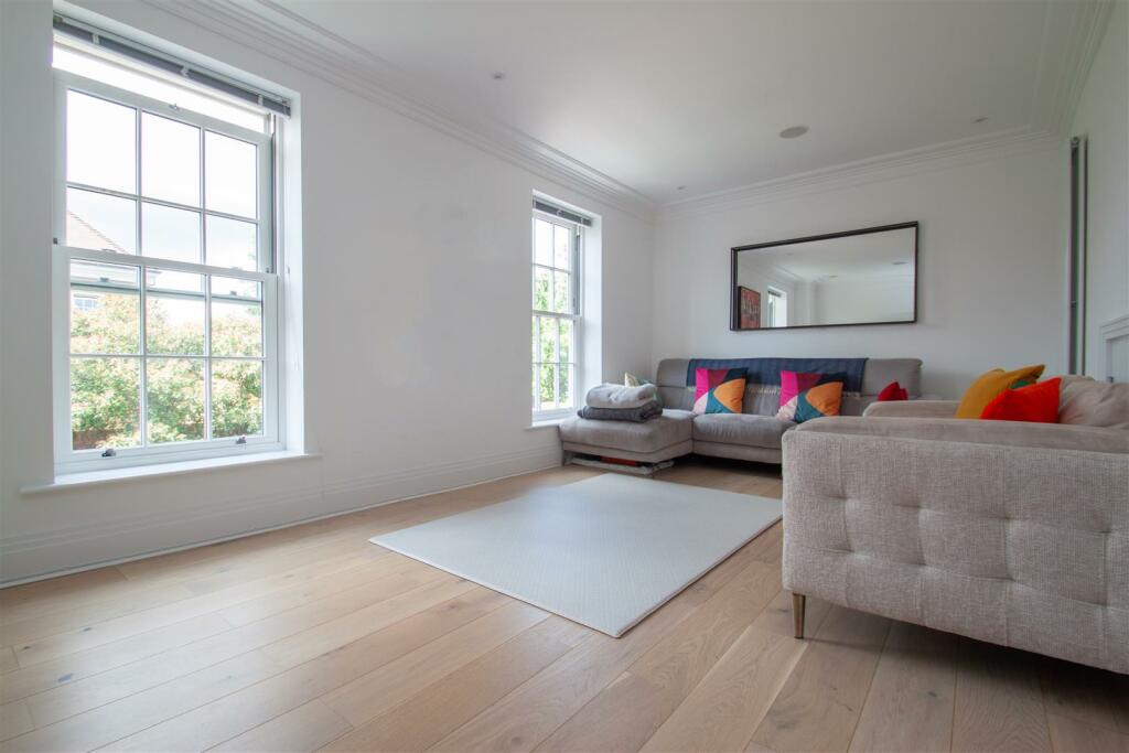 lounge view 2.jpg