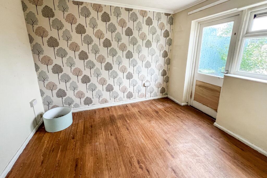 6 Pockeridge Road, Corsham, Wiltshire, SN13 9SB