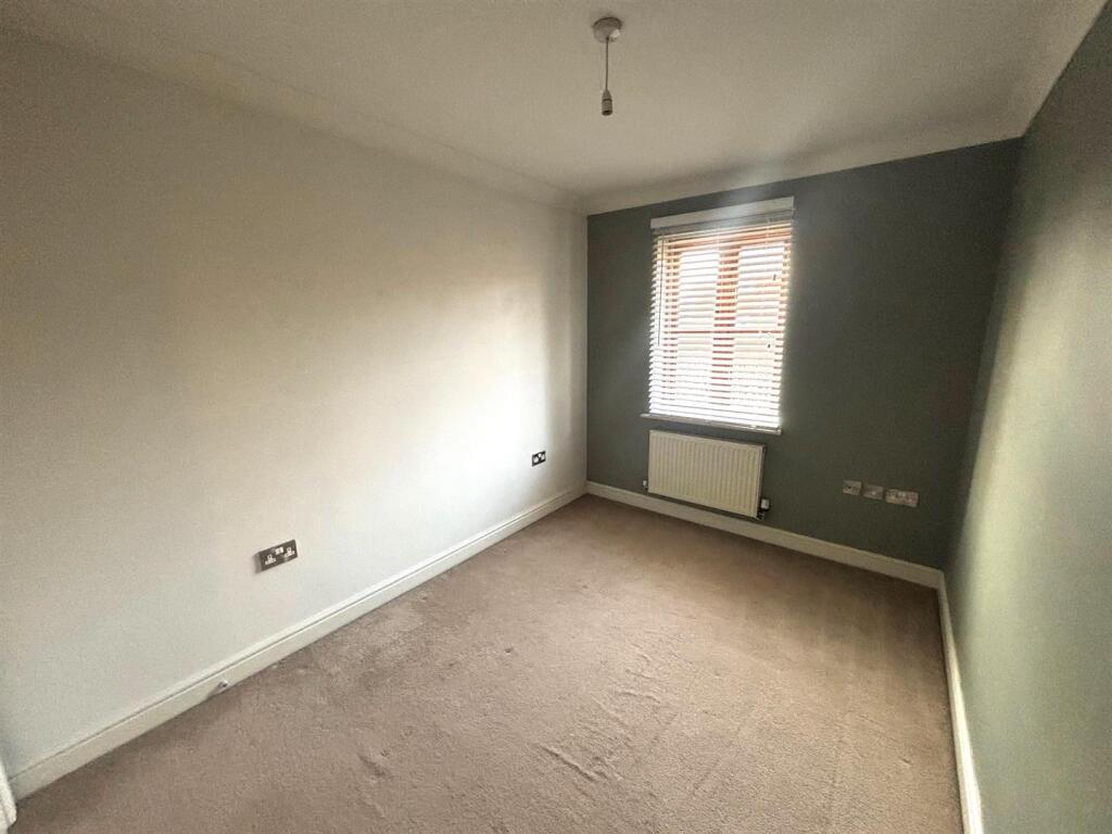 Station Bedroom 2.2.jpg