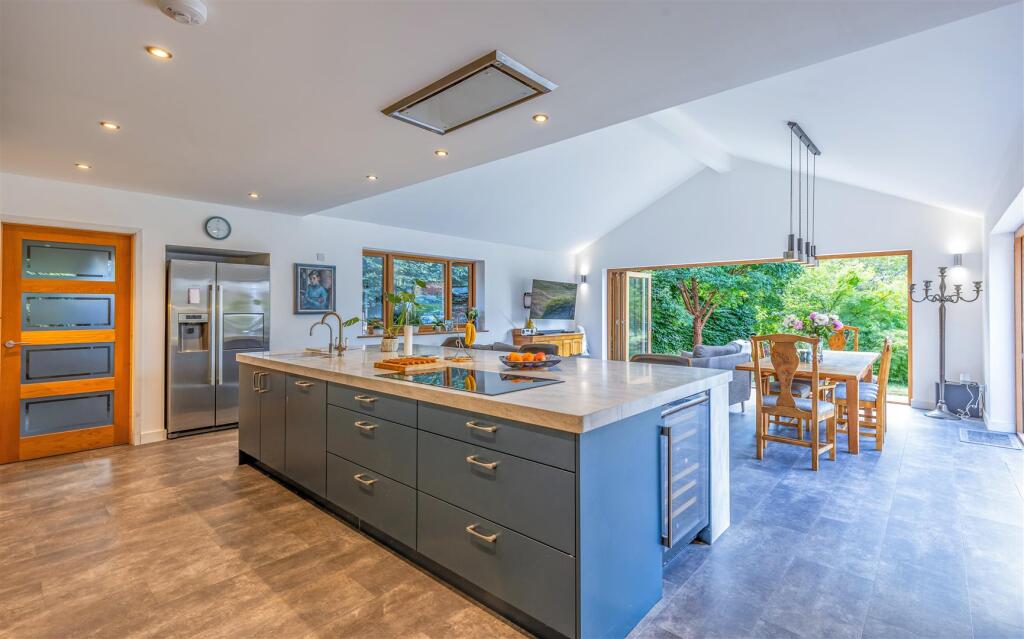 BX1A0057-HDR-Edit.jpg