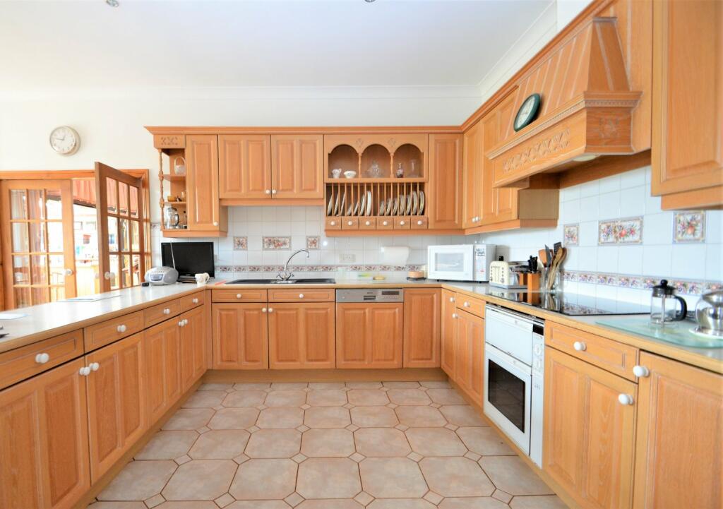 Kitchen/Breakfast