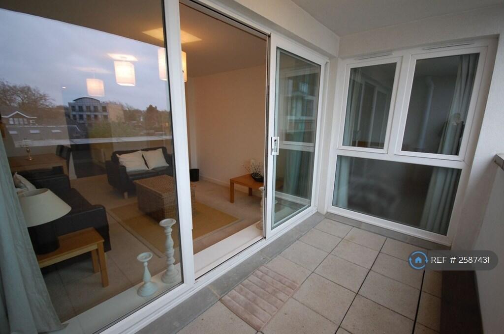 Balcony With Open Views Of Local Parks, Wimbledon
