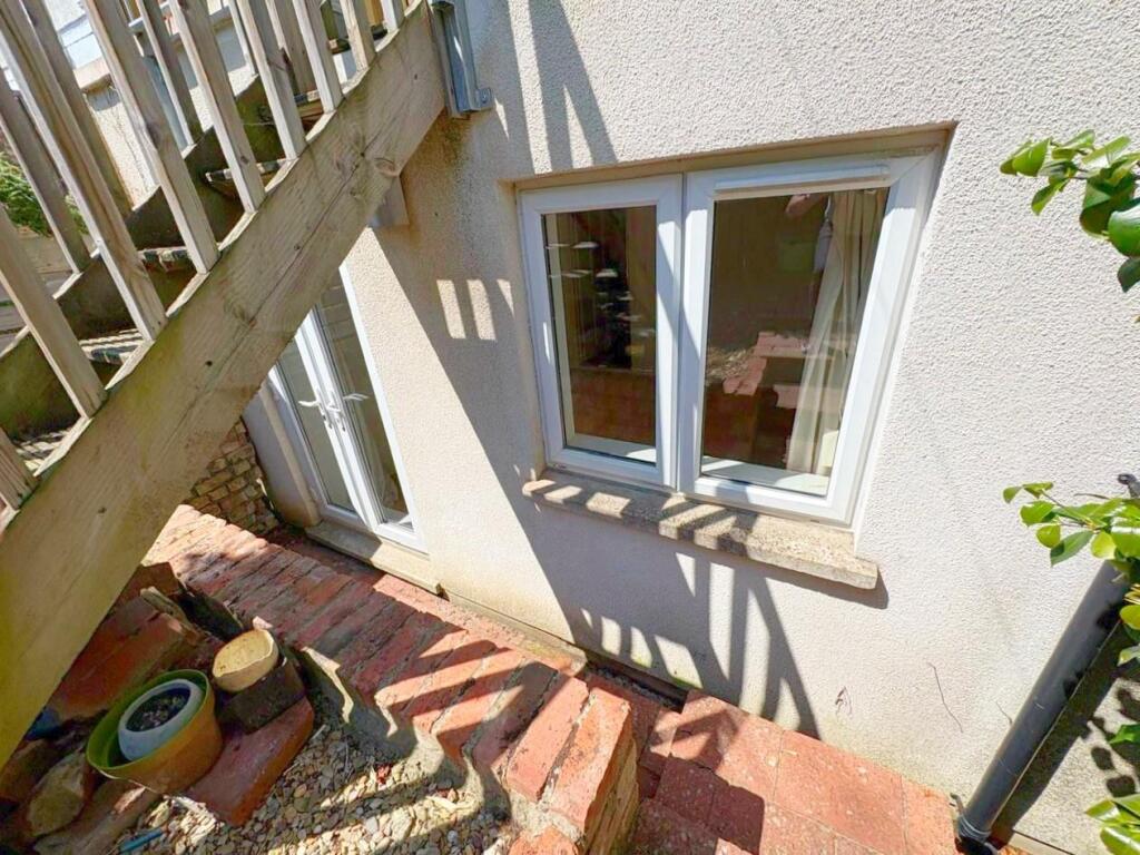 Garden room with patio doors.jpg