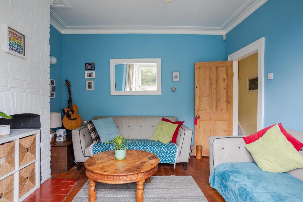 101 Whitehall Road-5.jpg