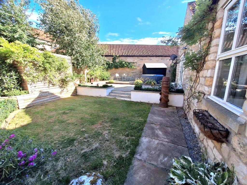 WhatsApp Image 2025-08-14 at 17.35.00.jpeg