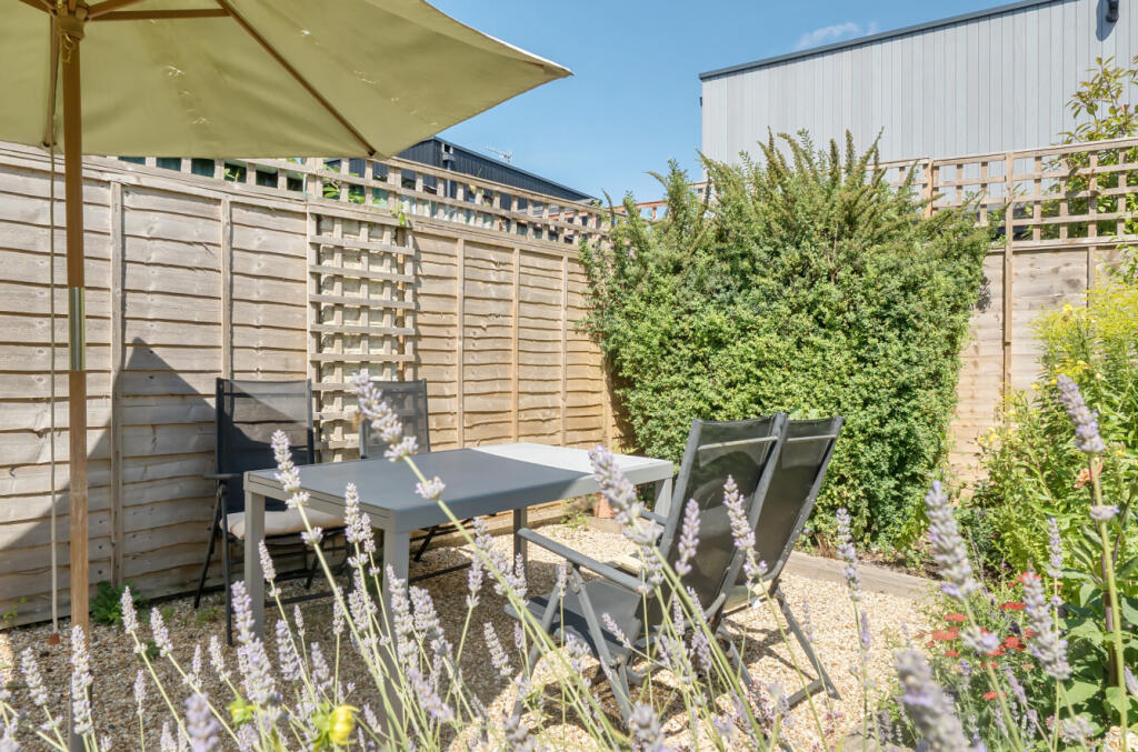 1321339-16-686f9b...