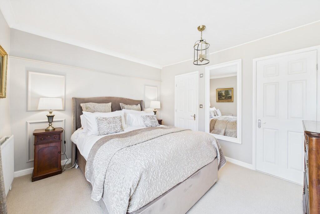 CAM01689G0-PR0455...