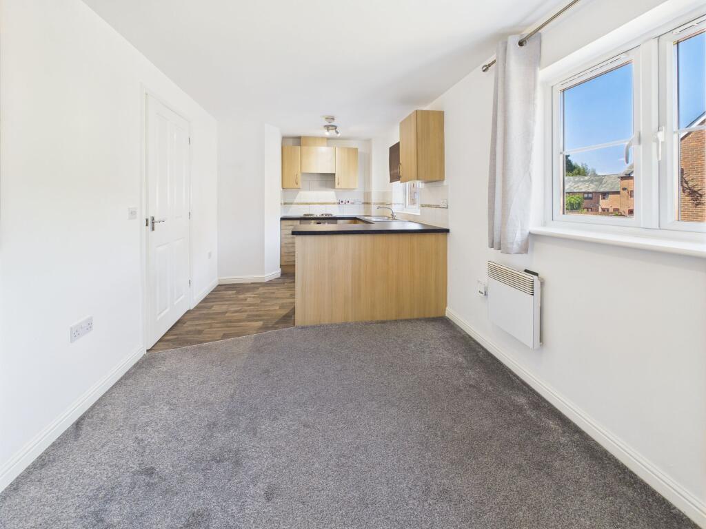 Open plan kitchen / dining / lounge