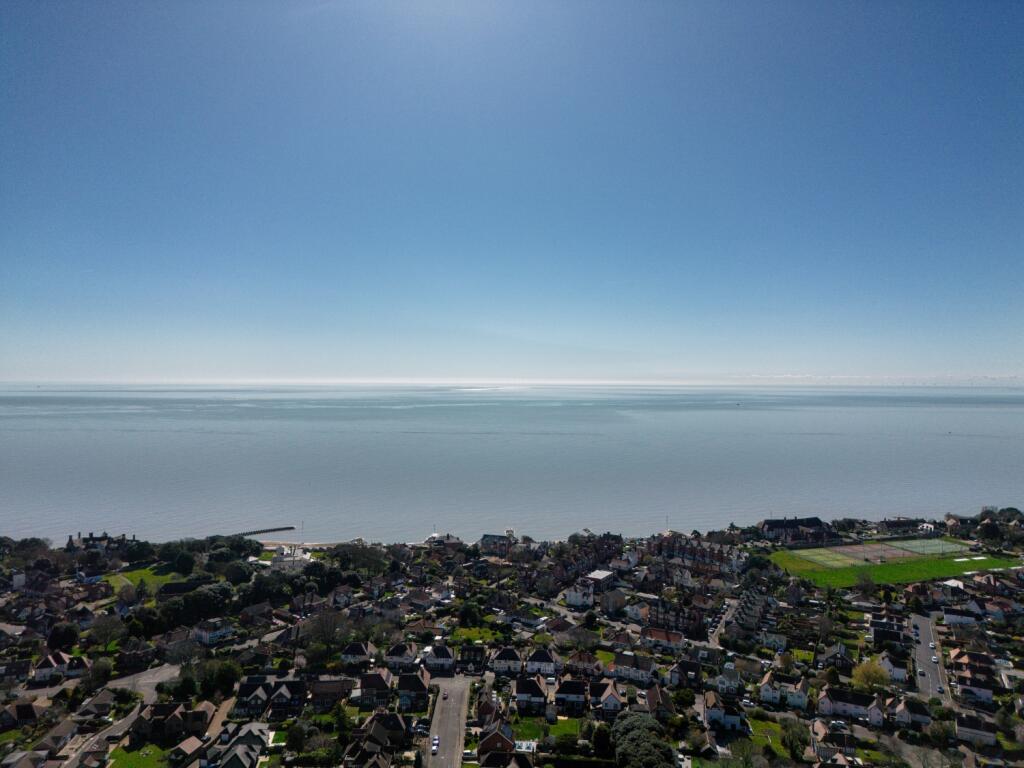 20250326103155 - DJI_0286 - 24 Fleetwood road