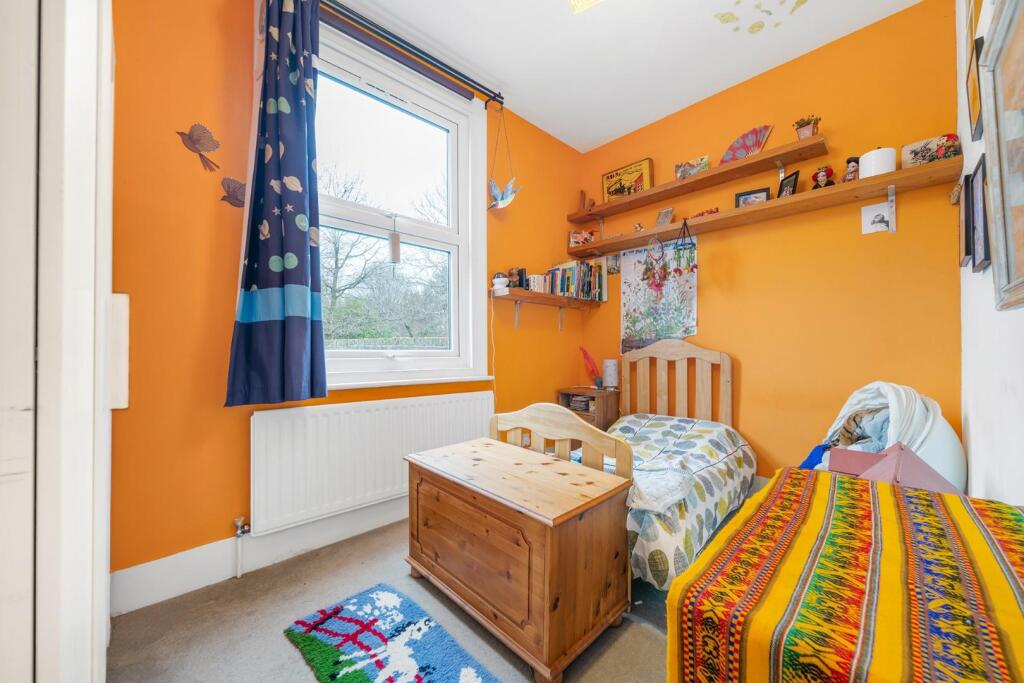 Bedroom 2.jpg