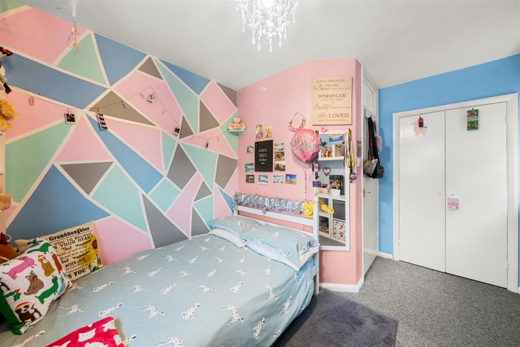 bedoom 2