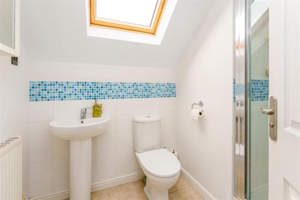 8 Thyme Close, Banbury-23.jpg