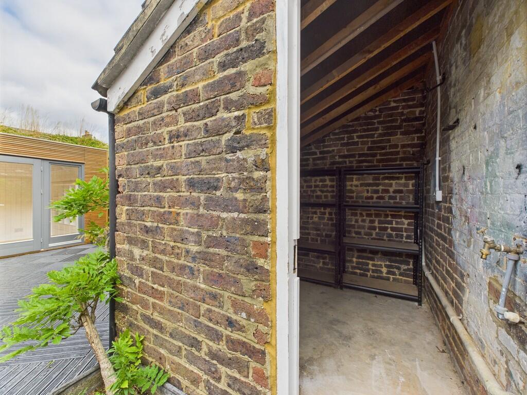 CAM04018G0-PR0292...