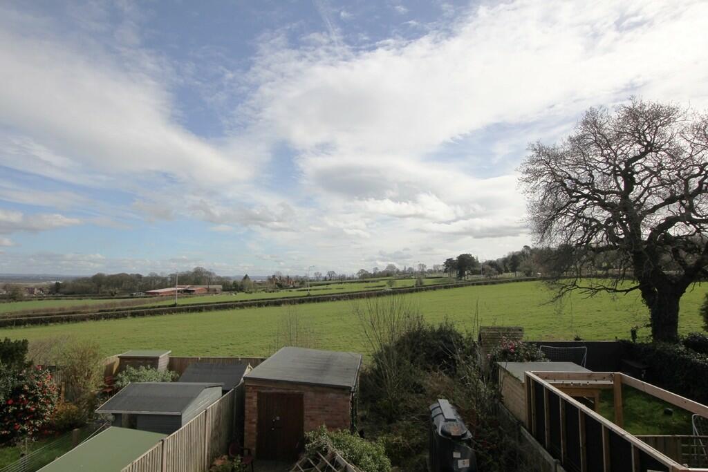 3-bed detached ho...