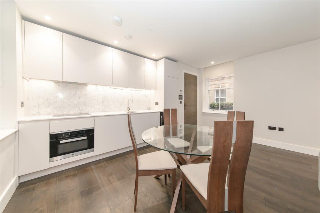 Kitchen:Dining.jpg