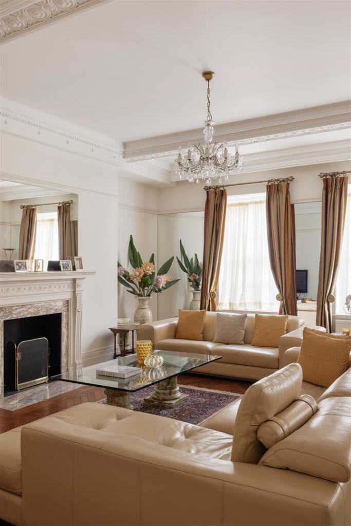 Hanson¿s Estate-7 Claridges House-14_Hi.jpg