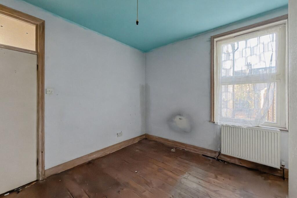 Ground Floor Flat, 42 Beauchamp Road, London, E7 9PD