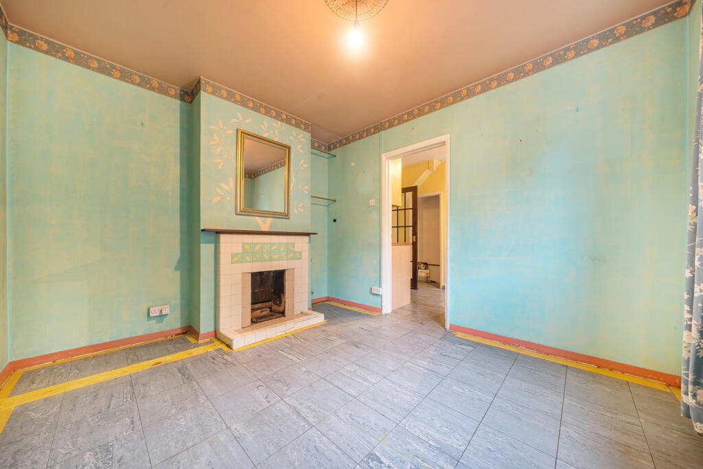 1386500-19-693808...