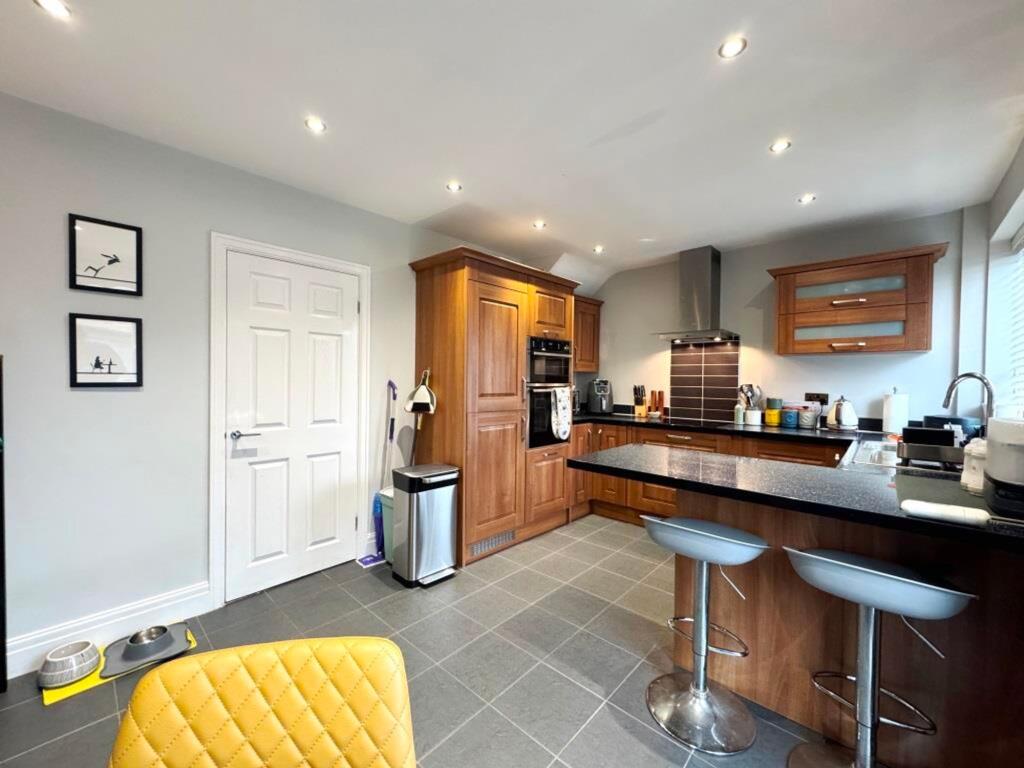 Dining Breakfast Kitchen