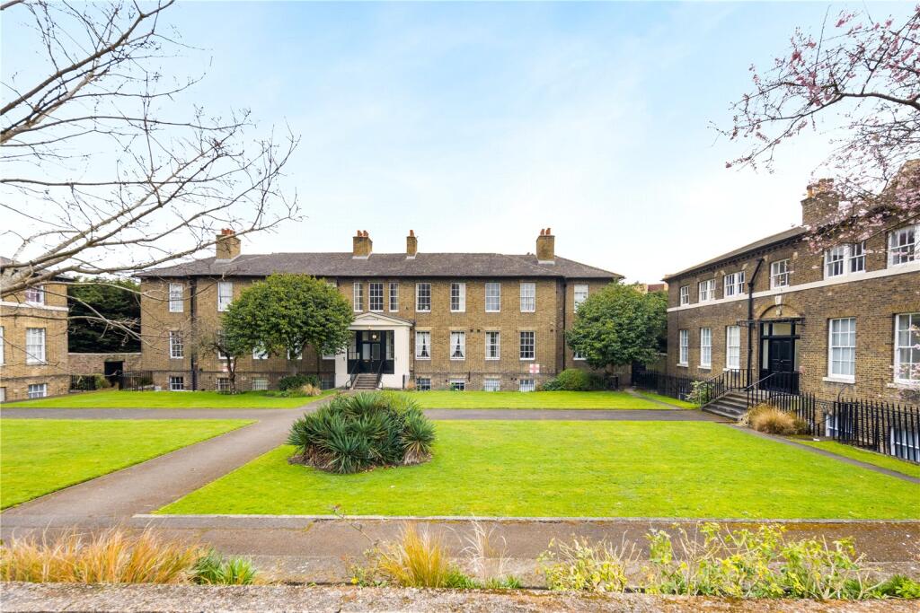 Communal Grounds