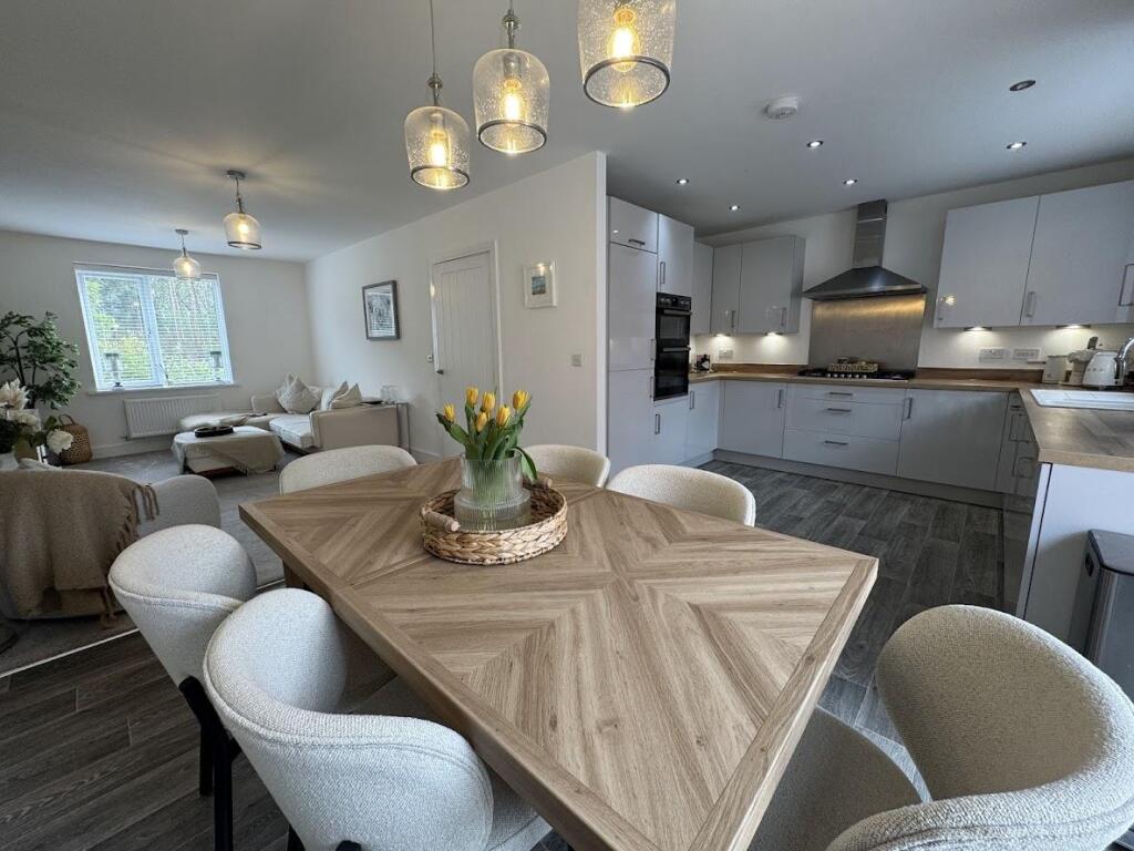 LIVING DINING KITCHEN