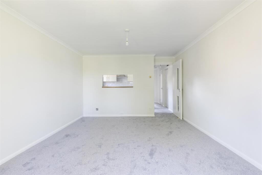 TURNPIKE LANE 5 - (4).jpg