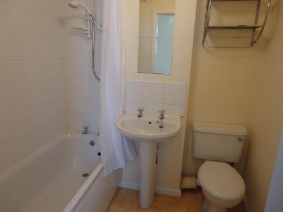 Bathroom.jpg