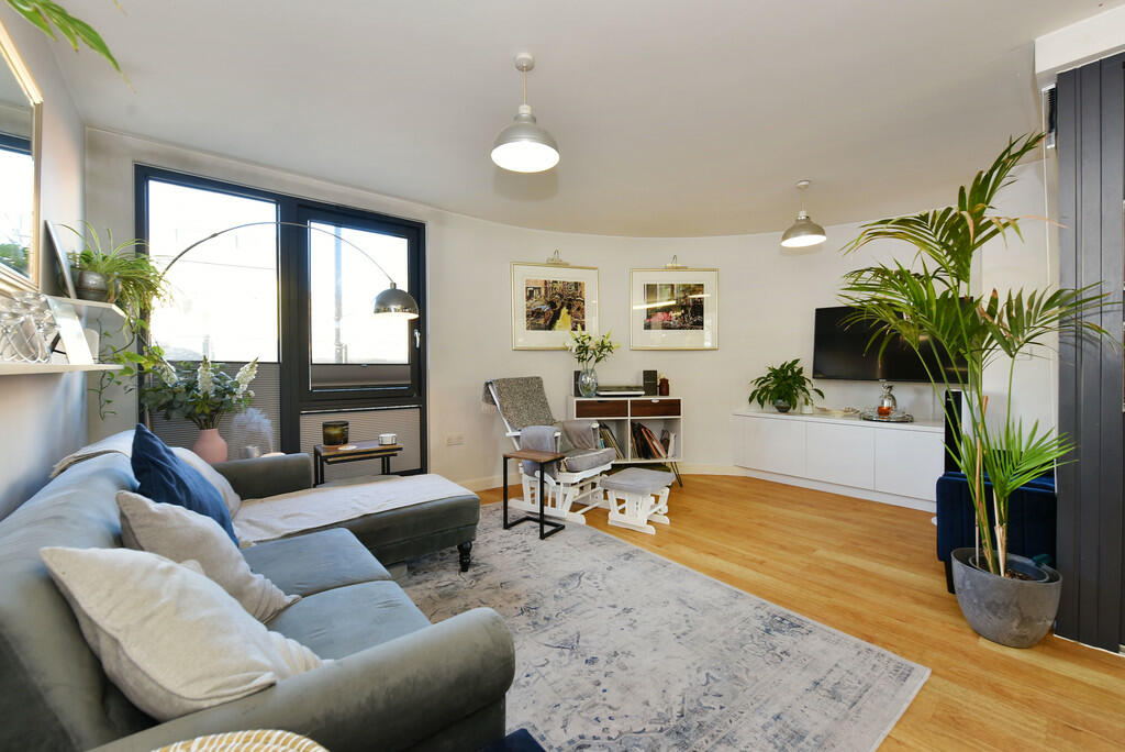 1 Morgan Court (6...