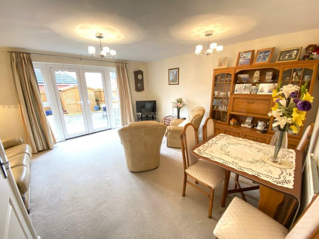 IMG_3052 (Large).JPG