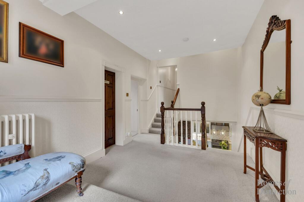 Landing (First Floor)