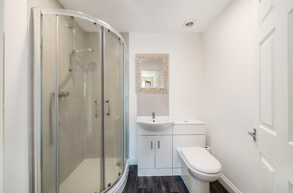 1299652136838b3f06101earw