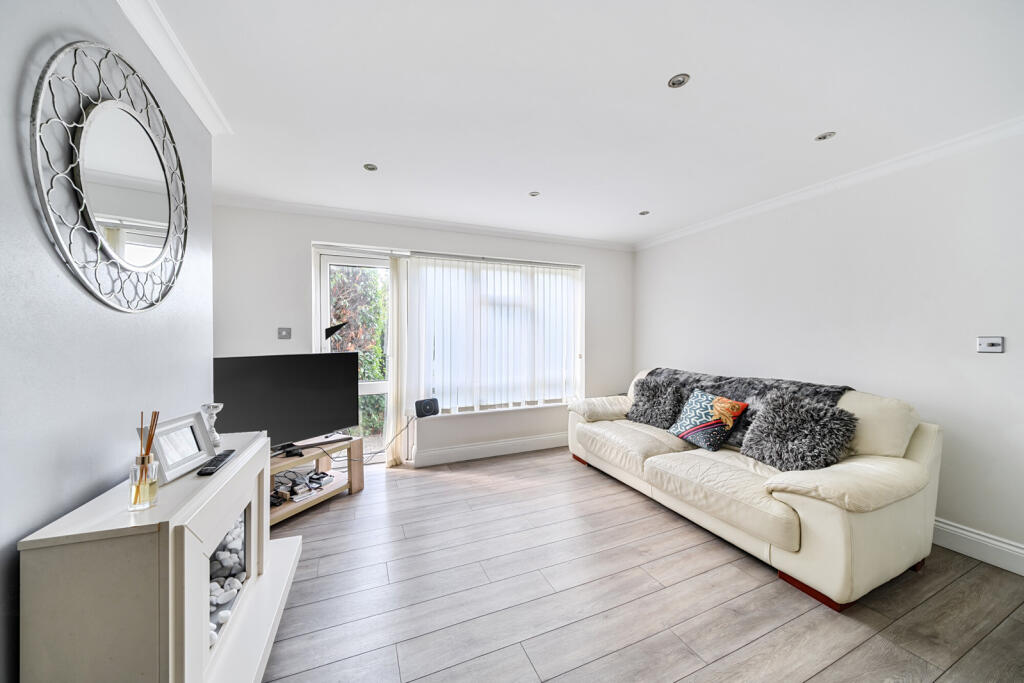 1334863-2-68a8a0c...