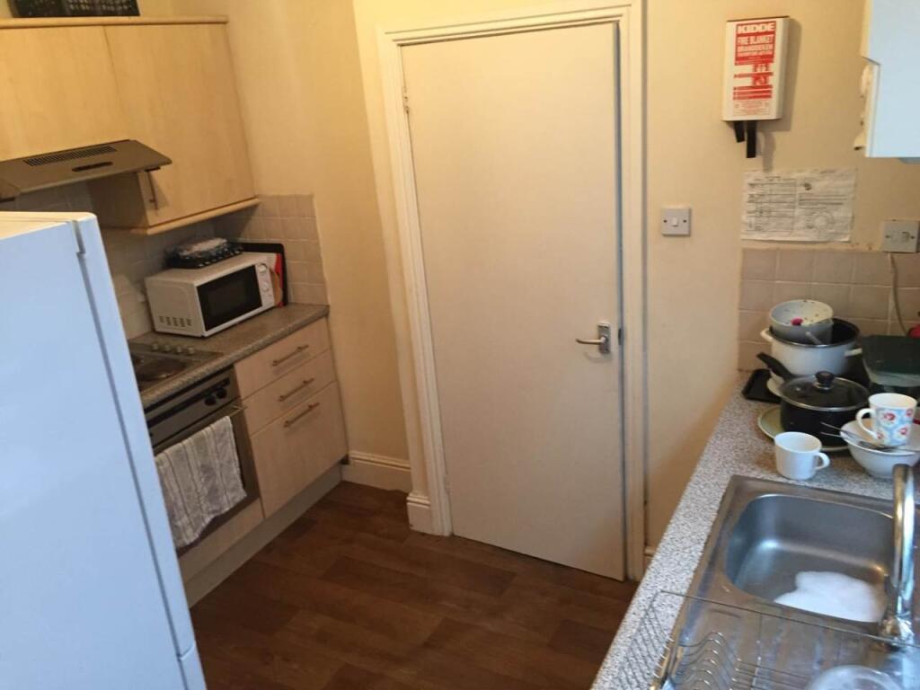 Kitchen 2