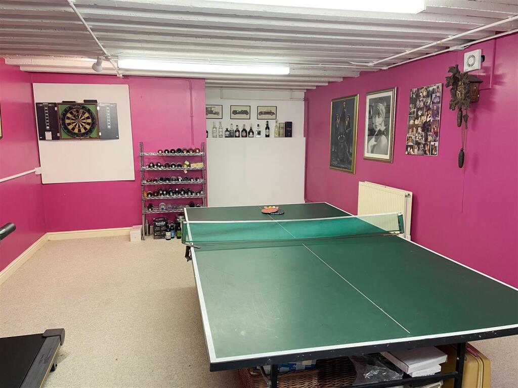 Games Room - Gym 2.JPG