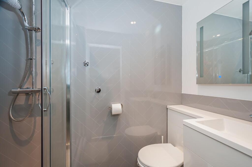 Ground Floor En-Suite