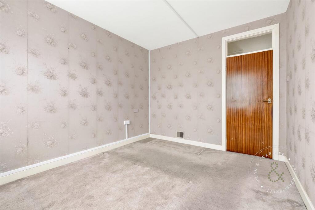 Cotsworld Court, Hern Crabtree (19).jpg