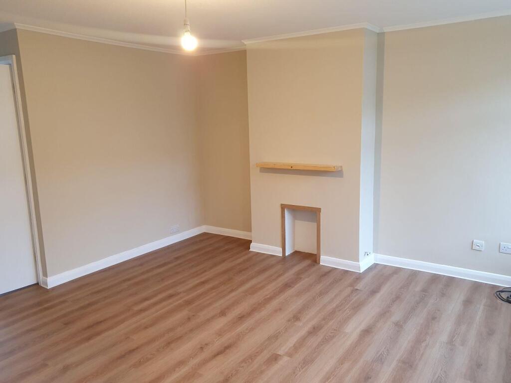 Lounge from door.jpg