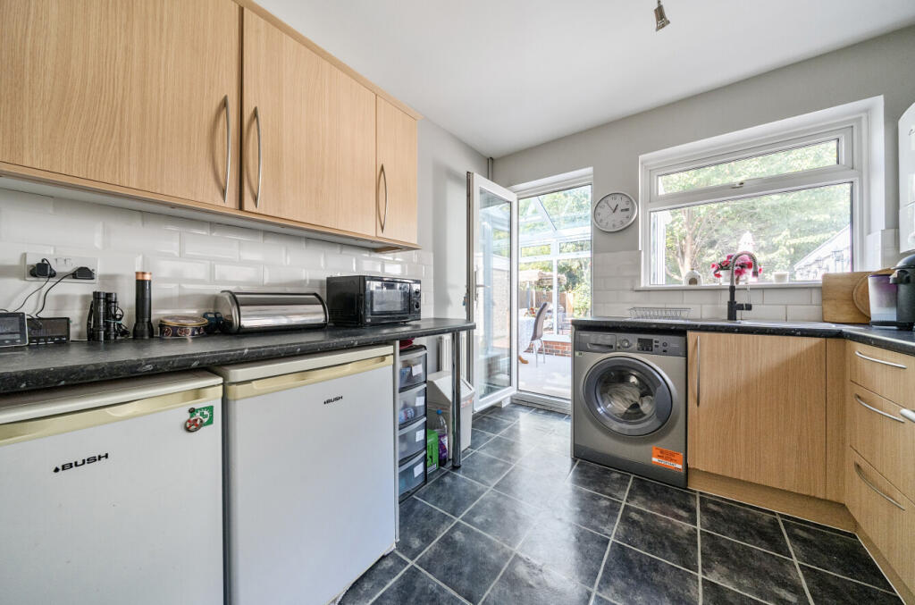 1361523-13-68da76...