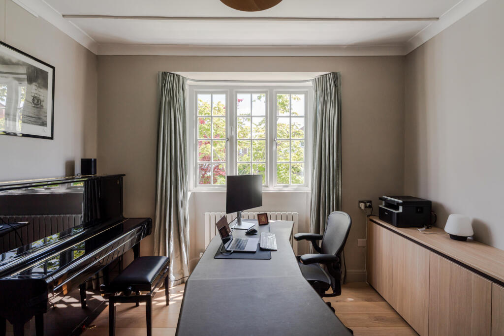 287858 - 13 Purley Avenue-10.jpg