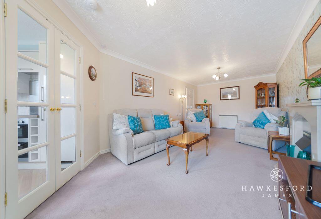 Riverbourne Court, Sittingbourne - Lounge/diner