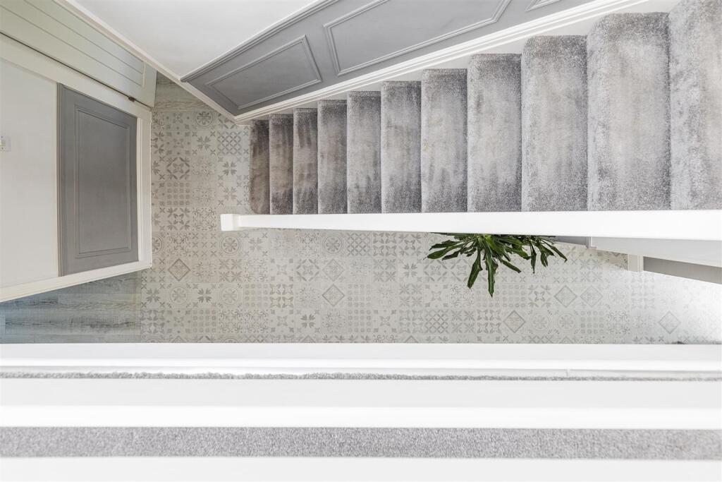 Bramleys Estate Agents - Cheviot Way - Mirfield (3