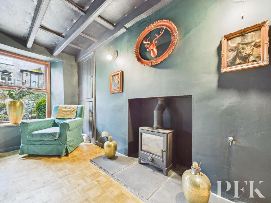 2 Midtown - Living Room