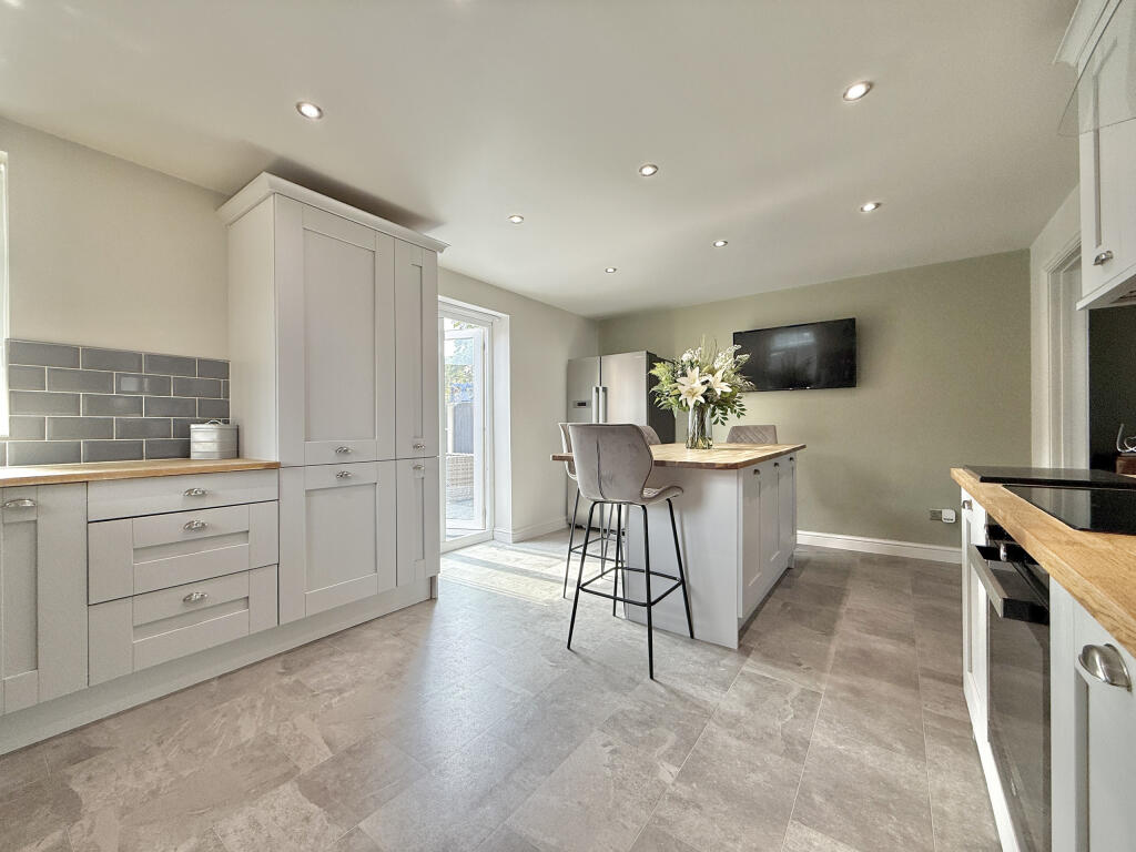 20250806_124156203_iOS 1